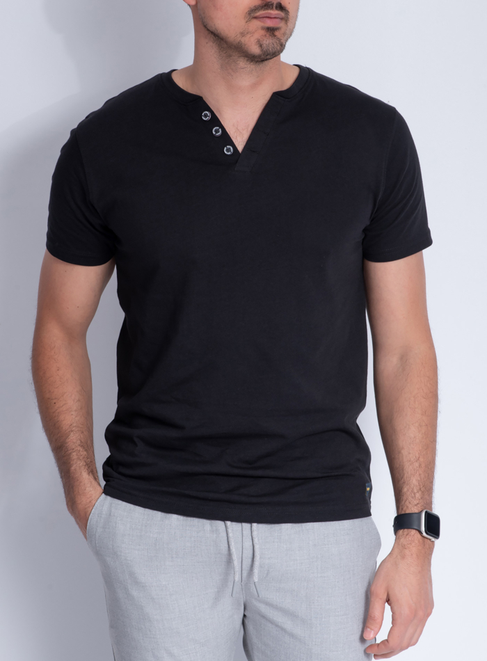 T-SHIRT V BUTTONS